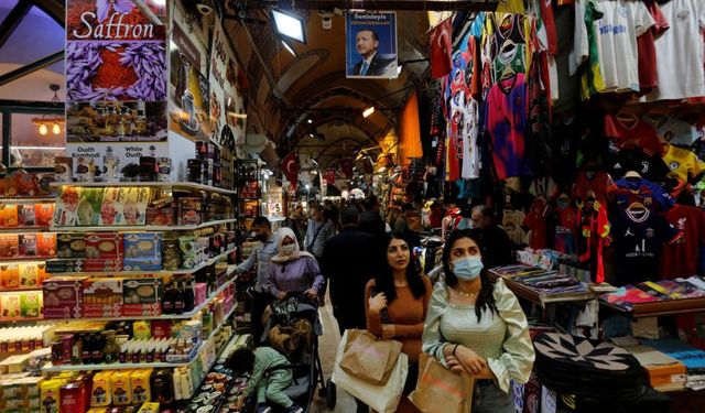 MetroPOLL anketi: Halkın yüzde 71'i ekonomi iyi gitmiyor