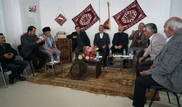 Ercişli Dengbêj Salih Ultar Hayatını Kaybetti