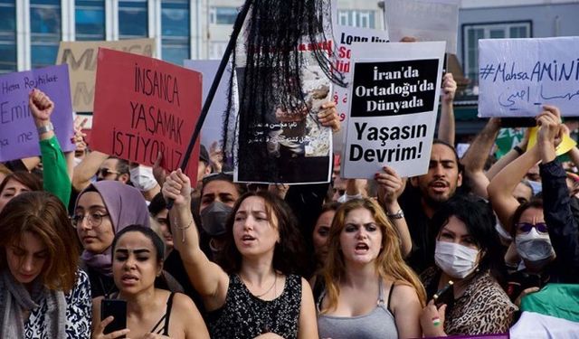 İran’da 31 kadın katledildi, 4 kadın idam edildi