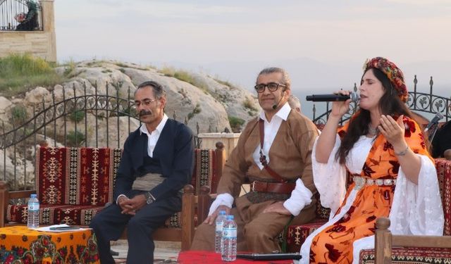 Tuşba Belediyesi'nin Tarihi Van Evlerinde “Çîrokên Müzikal” Etkinliği Yoğun İlgi Gördü