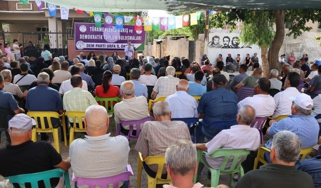 DEM Parti, Halfeti’de Türkmenlerle Buluştu: “Abdullah Öcalan’ın Özgürlüğü ve Onurlu Barış İçin Adım Atılmalı”