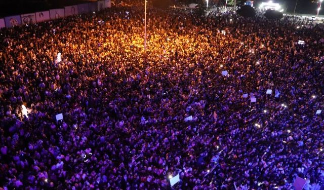 Erciş’teki şenlik alanından Abdullah Öcalan’a selam