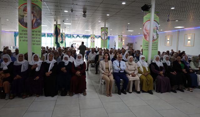 Erciş’te “Medine Sözleşmesi ve Barış Süreci” paneli düzenlendi