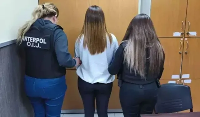 Eski Süper Lig futbolcusunun eşi kuyumcu soygunundan tutuklandı