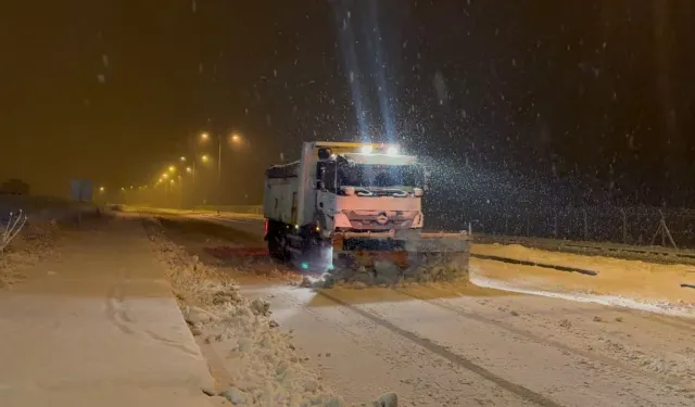 Edremit Belediyesi karla mücadelede sorumlu olduğu mahalleleri açıkladı