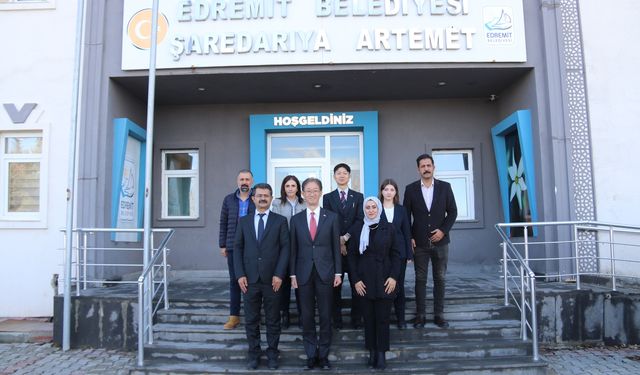 Japon heyetten Edremit Belediyesi’ne ziyaret