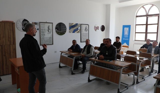 Tuşba Belediyesi’nden anadil desteği: Kürtçe dil kursları başladı