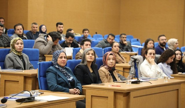 Tuşba Belediyesi ev sahipliğinde imar uygulamaları eğitimi başladı