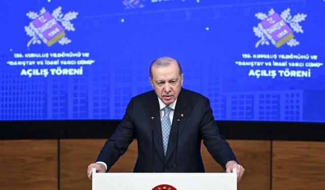 Erdoğan: Özgürlükçü ve sivil bir anayasa imkanı önümüzde duruyor