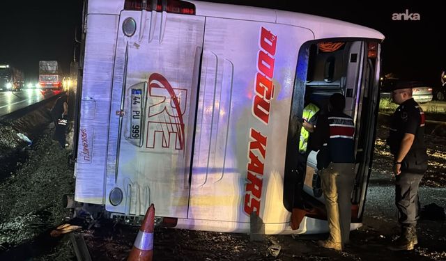 Kırıkkale'de yolcu otobüsü devrildi: 40 kişi hastaneye kaldırıldı