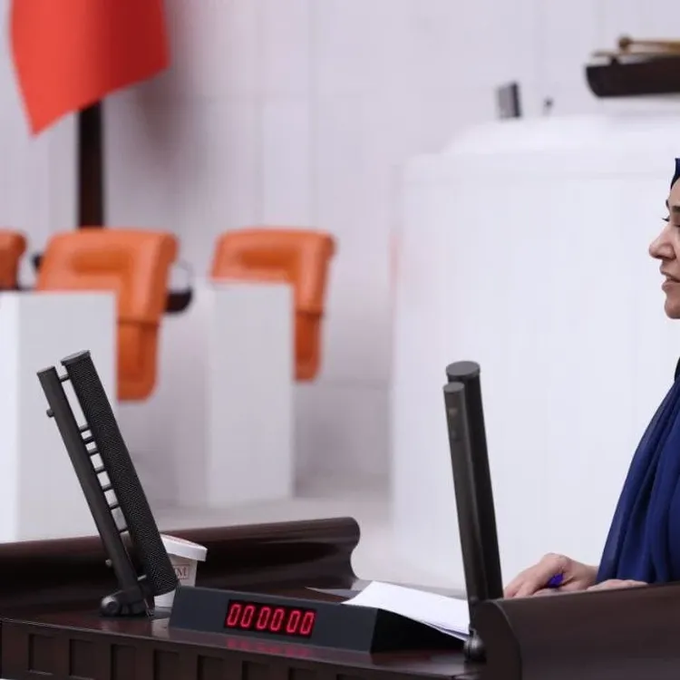 Van Milletvekili Gülderen Varlı’dan kadın cinayetleri ve şüpheli ölümlerle ilgili 21 soruluk önerge
