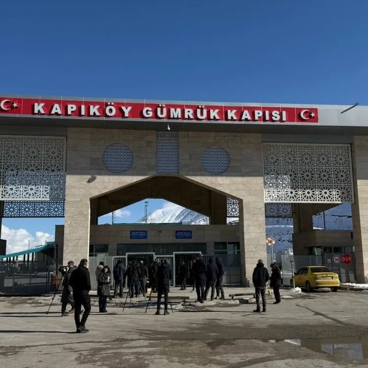 Vanlı esnaf: İran’daki savaş turist akışını ve bavul ticaretini durdurdu