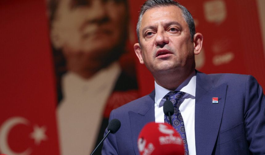 Özgür Özel: Erdoğan’ın konuştuğu yerde onu dinleyecek bir siyasi atmosfer yok