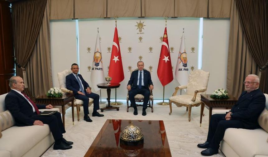 Ankara’daki kritik zirve sona erdi: Özel-Erdoğan görüşmesi bir saat 35 dakika sürdü