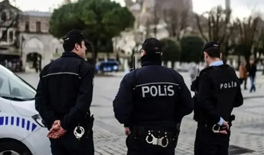 Polis mesaiye geç gelen meslektaşını ayağından vurdu