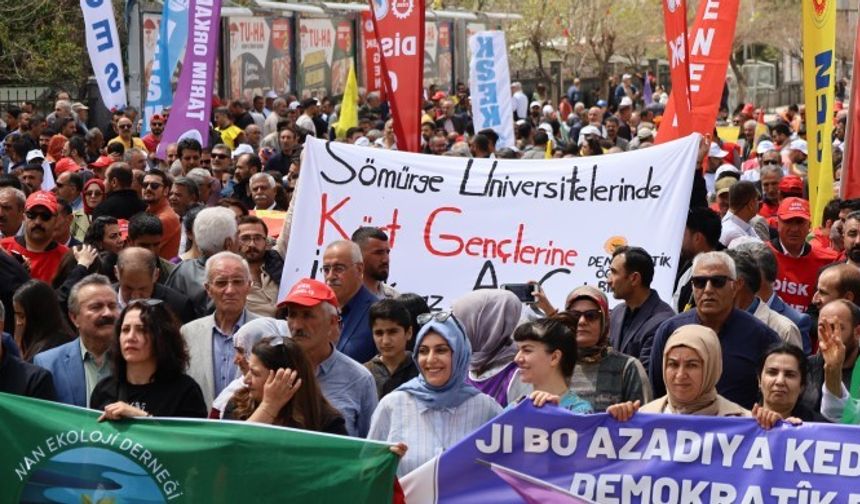 Van’da 1 Mayıs: Emek, demokrasi ve barış için mücadele edeceğiz
