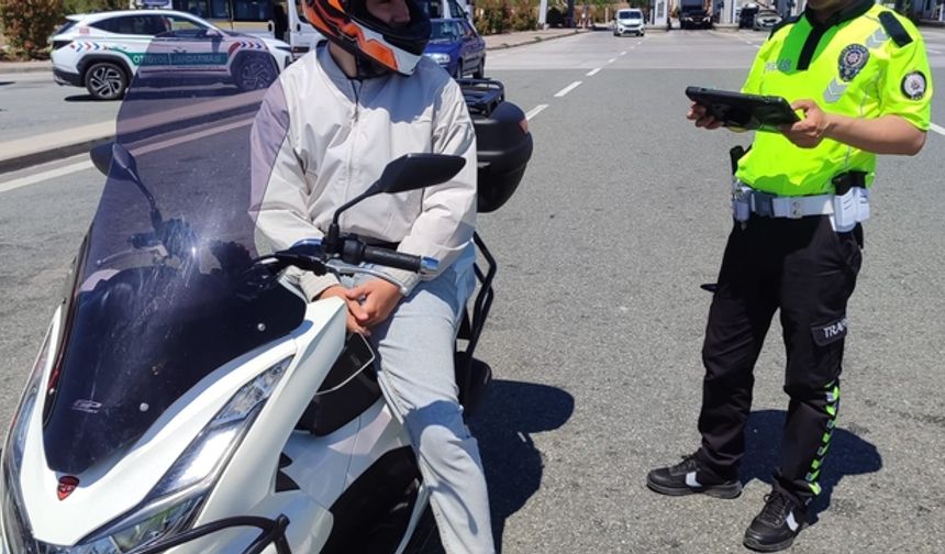 Erciş’te Motosikletlere Sıkı Denetim: 16 Sürücüye 191 Bin TL Ceza