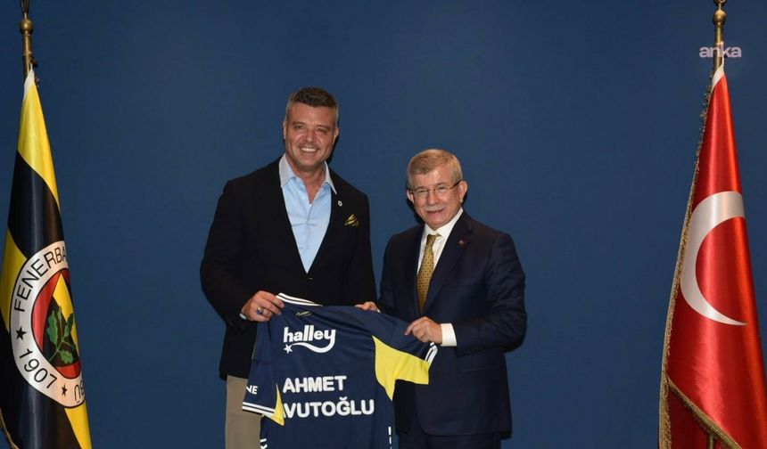 Ahmet Davutoğlu, Saadettin Saran'ı ziyaret etti