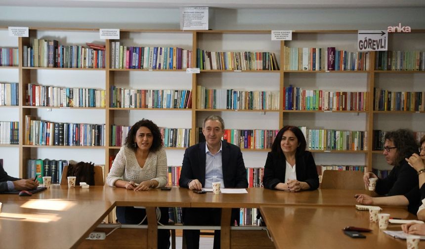 DEM Parti Eş Genel Başkanı Bakırhan, Barış Akademisyenleriyle görüştü