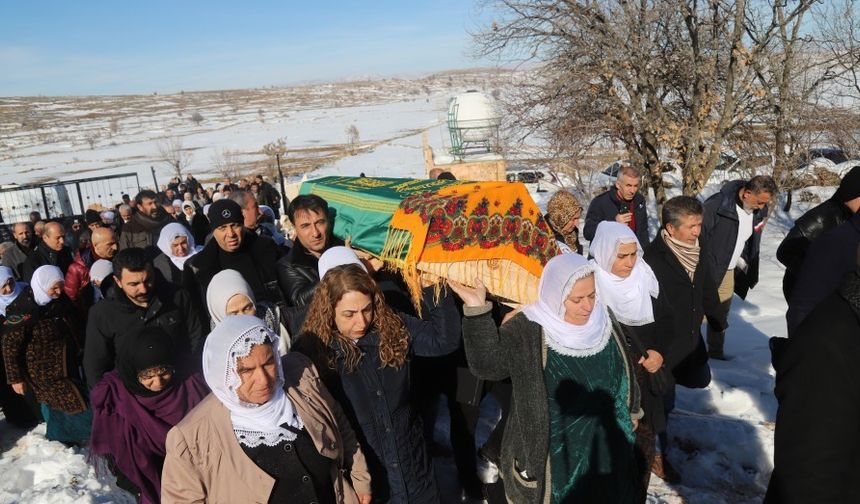 Barış Annesi Hediye Duman son yolculuğuna uğurlandı