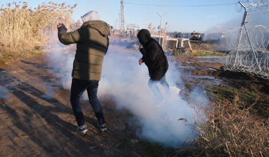 Nusaybin’den Kamışlo’ya geçmek isteyenlere polis müdahalesi: Çok sayıda gözaltı