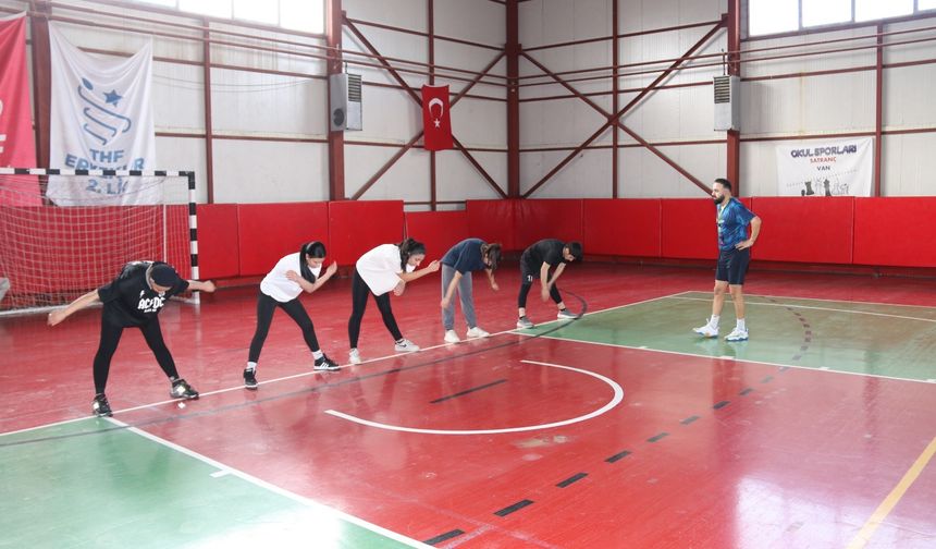 Edremit Belediyesi’nden BESYO adaylarına ücretsiz hazırlık kursu