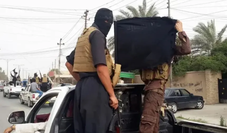 Bağdat, Suriye’den getirilen IŞİD’lilerin neden Irak’a nakledildiğini açıkladı
