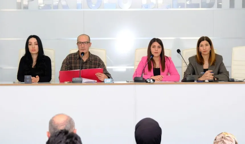 Eşbaşkan Canan Uzunay başkanlığında İpekyolu Belediyesi Meclisi Mart ayı toplantılarına başladı