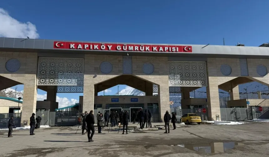 Vanlı esnaf: İran’daki savaş turist akışını ve bavul ticaretini durdurdu