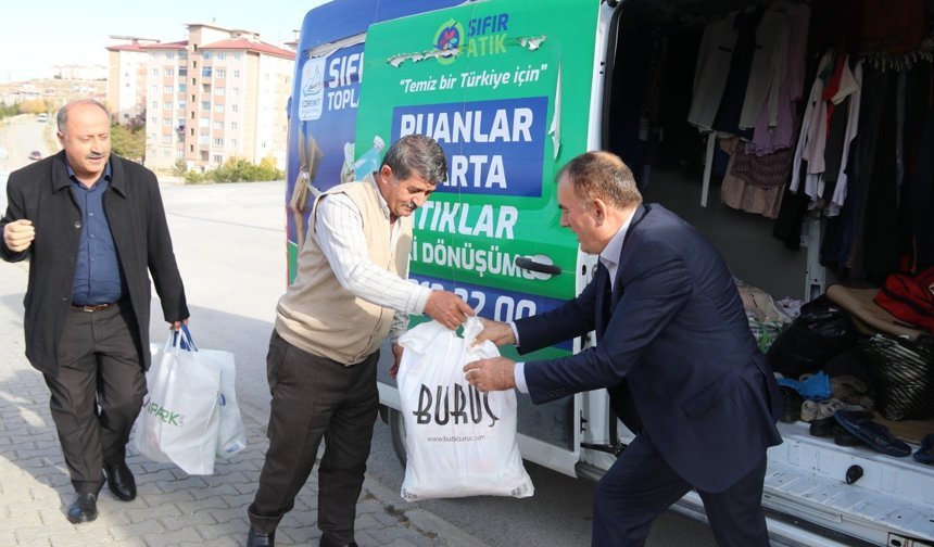 Edremit Belediyesi’nden sosyal dayanışmaya yeni adım: İkinci el kıyafet mağazası açılıyor