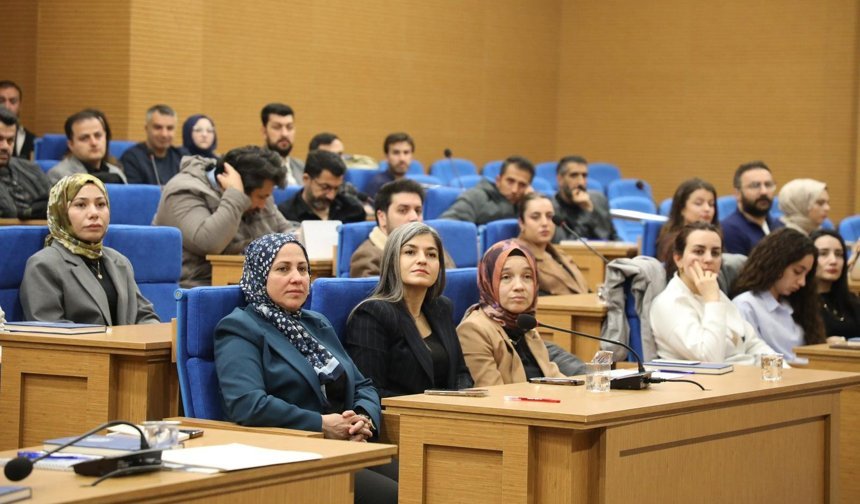 Tuşba Belediyesi ev sahipliğinde imar uygulamaları eğitimi başladı