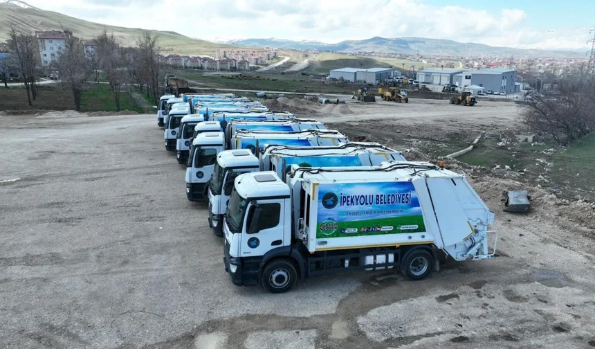 İpekyolu Belediyesi’nden temizlik hamlesi: Araç filosu 23 yeni araçla güçlendirildi