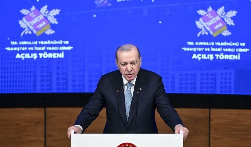 Erdoğan: Özgürlükçü ve sivil bir anayasa imkanı önümüzde duruyor