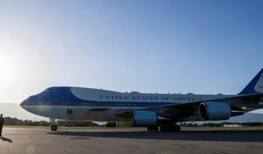 Trump Ankara'da neden uçak değiştirdi?