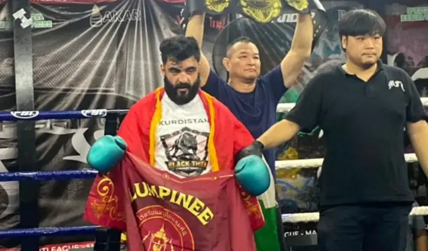 Kürt sporcu Hekar Gerdi, Malezya'da uluslararası kick boks şampiyonu oldu