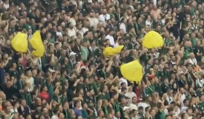 Amedspor maçında ‘sarı torba' sallayan 5 taraftar hakkında gözaltı kararı