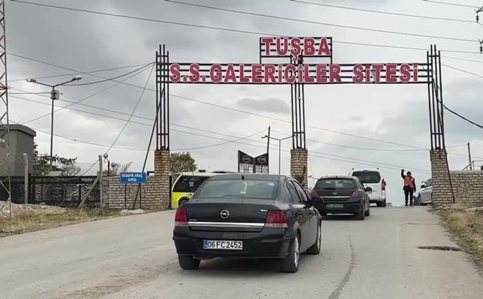 Van Açık Oto Pazarı’nda 30 yılın en büyük durgunluğu yaşanıyor