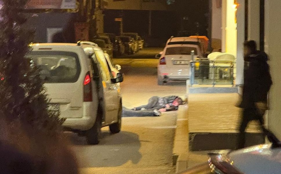 Van'da otel sahibi baba-oğul silahlı saldırıda öldürüldü