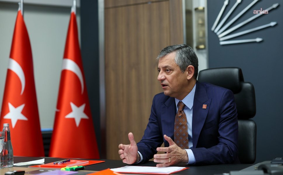 Özgür Özel: 'Bundan sonraki bir yılda örgüt ve genel başkan birlikte koşacak'