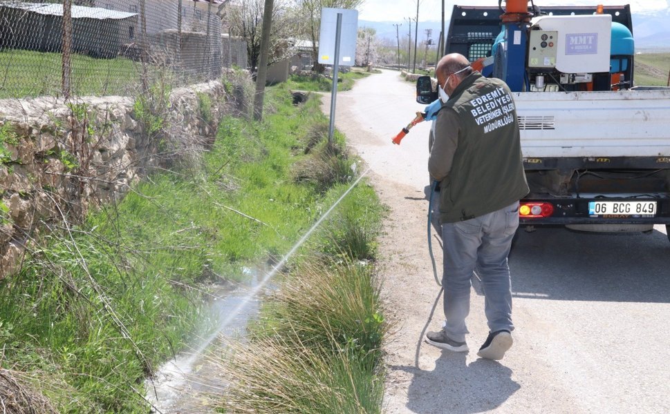 Edremit Belediyesi: İlaçlama Çalışmaları Aralıksız Devam Ediyor