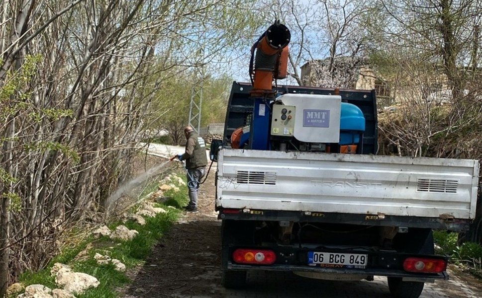 Edremit’te halk sağlığı için kapsamlı ilaçlama seferberliği