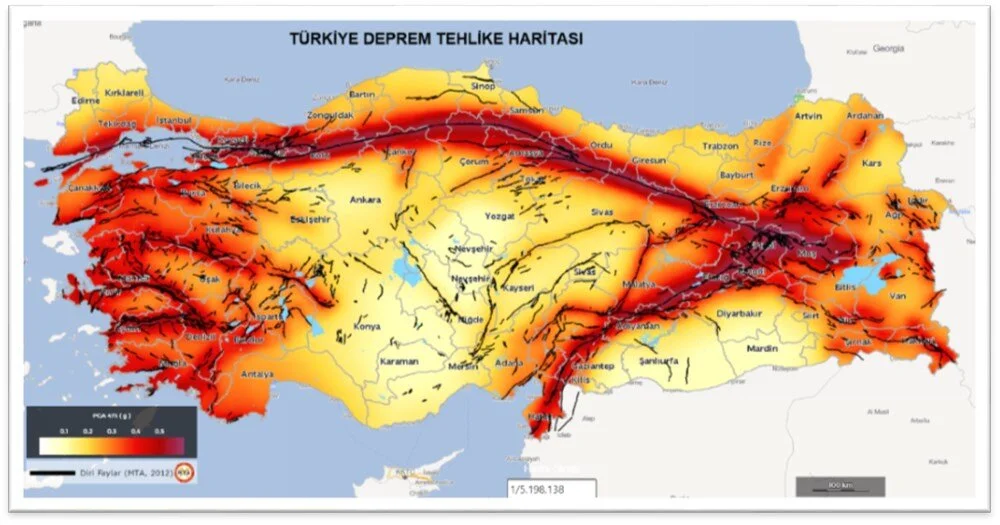 MTA güncellenmiş Türkiye diri fay hattı haritası kapsamındaki bilgilerde; Türkiye'de 45 ilde bulunan 485 diri fayın 5.5 ve üzerinde deprem üretebildiği de ortaya konuldu.
