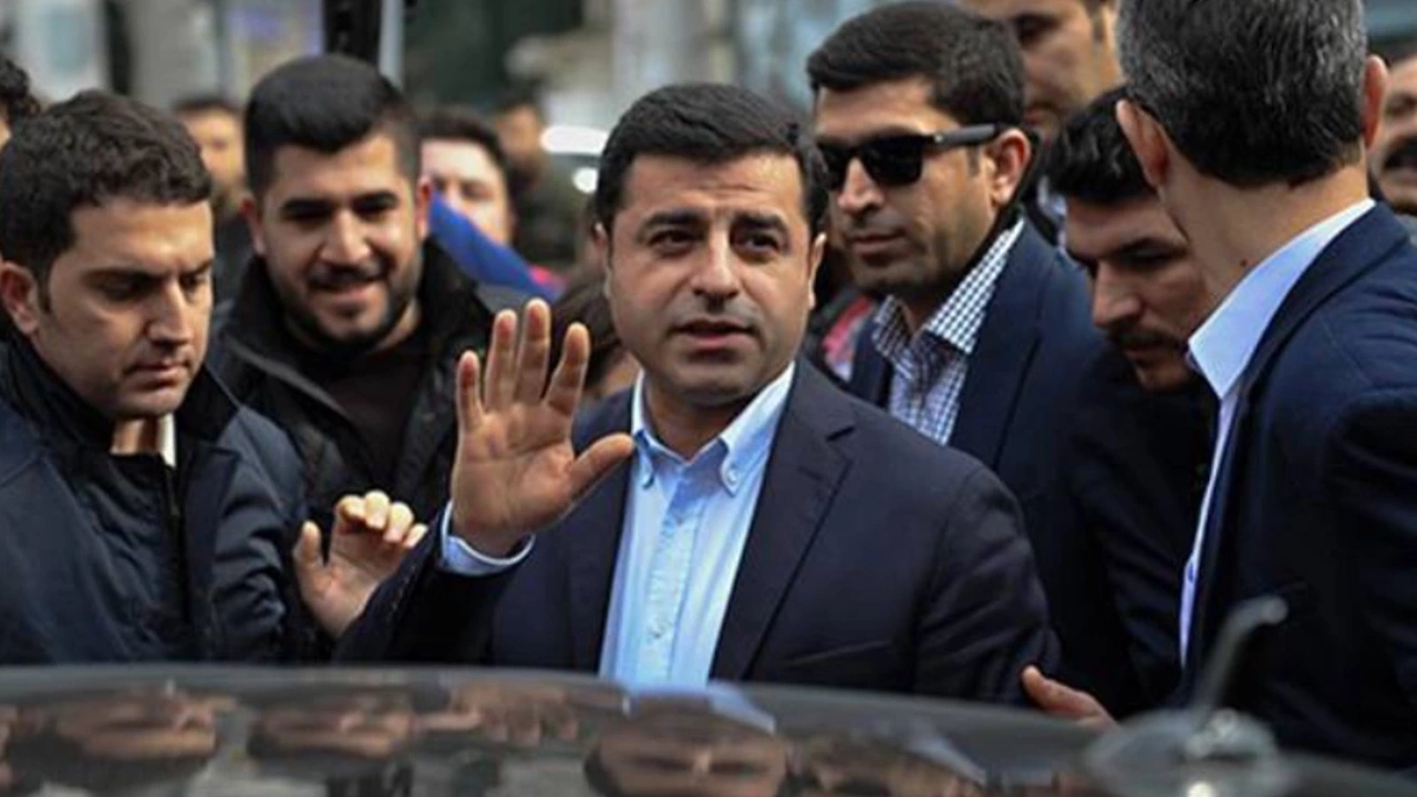 Selahattin Demirtas Yerel Secim Sessizligini Bozdu Dem Parti Kimsenin Payandasi Degil