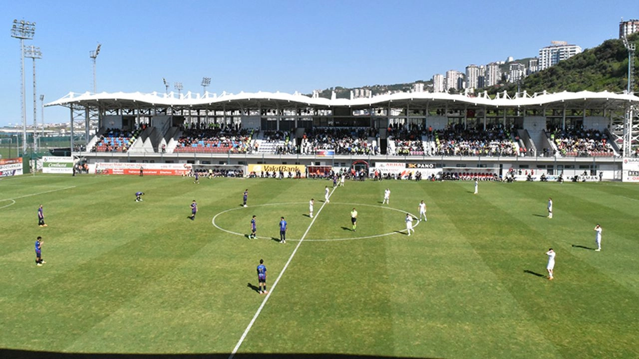 TFF 2. Lig Play-Off yarı final maçında Vanspor rakibine 2-0 mağlup oldu