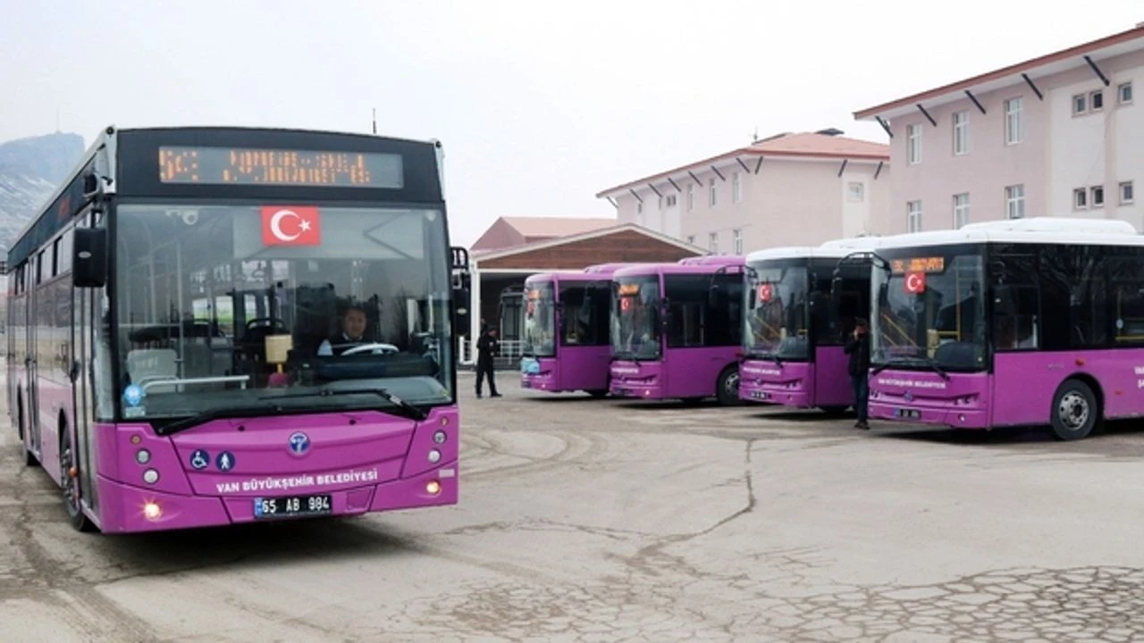 Bahçesaray Otobüs Seferi