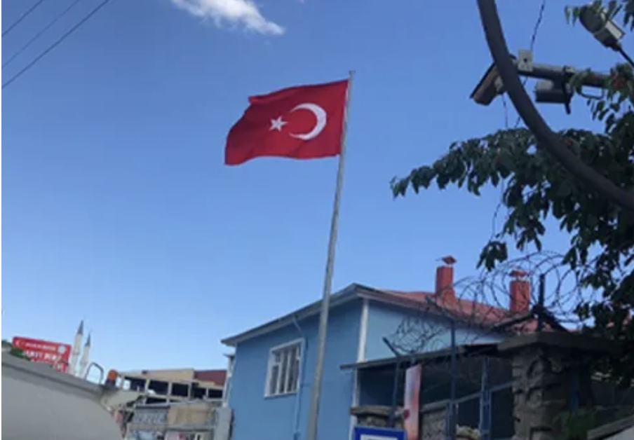 Kayyımların paraya boğduğu Ziya Türk, bu seferde Erciş Belediyesi'ni hedef gösterdi