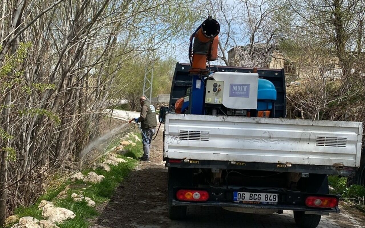 Edremit’te halk sağlığı için kapsamlı ilaçlama seferberliği