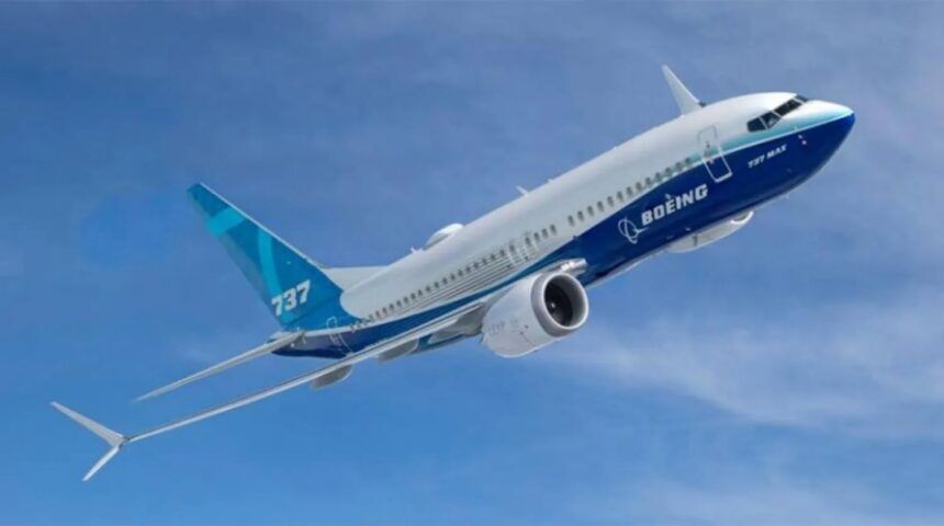 Boeing 737 kayboldu, ekipler alarma geçti